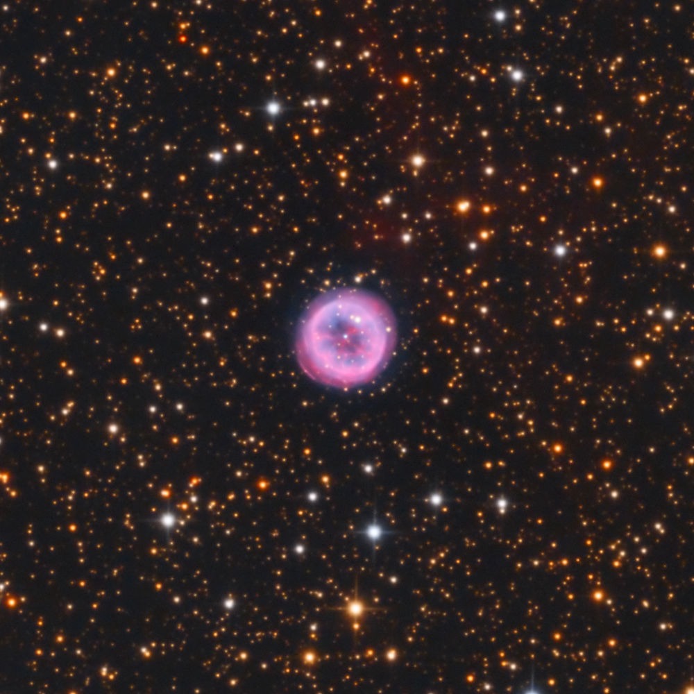 NGC6894